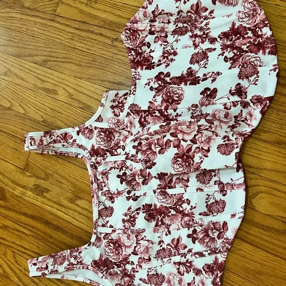 SHEIN Blue and White Sleeveless Top - Picture 11 of 11